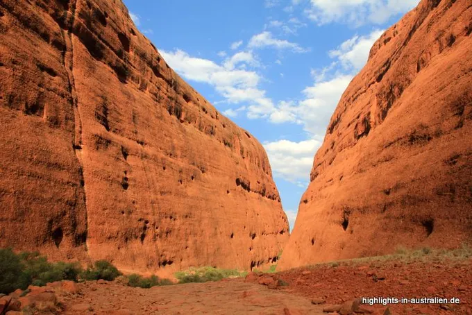 Kata Tjuta: Valley of the winds